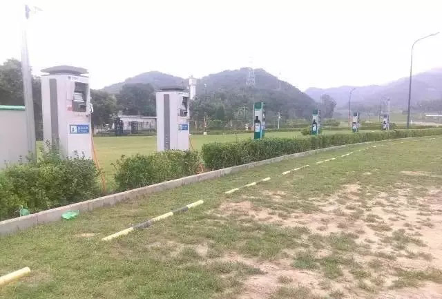 懷柔區(qū)APEC遠(yuǎn)端停車場(chǎng)公共充電點(diǎn)